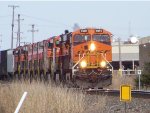BNSF ES44C4 6907